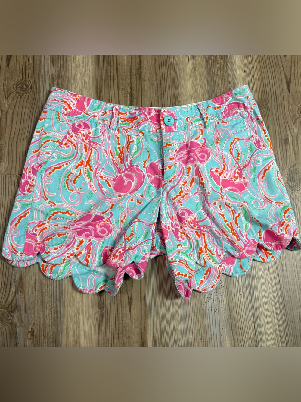 Lilly Pulitzer Jellyfish Buttercup Short sz 2